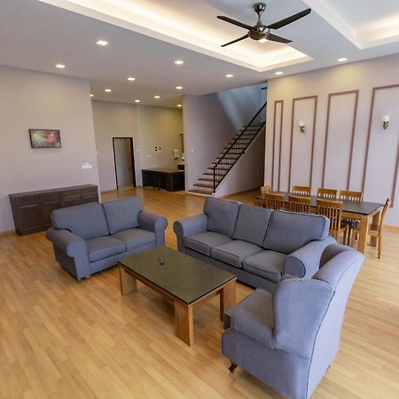 Hills Aranda Nova Hotel Камерън Хайлендс Екстериор снимка