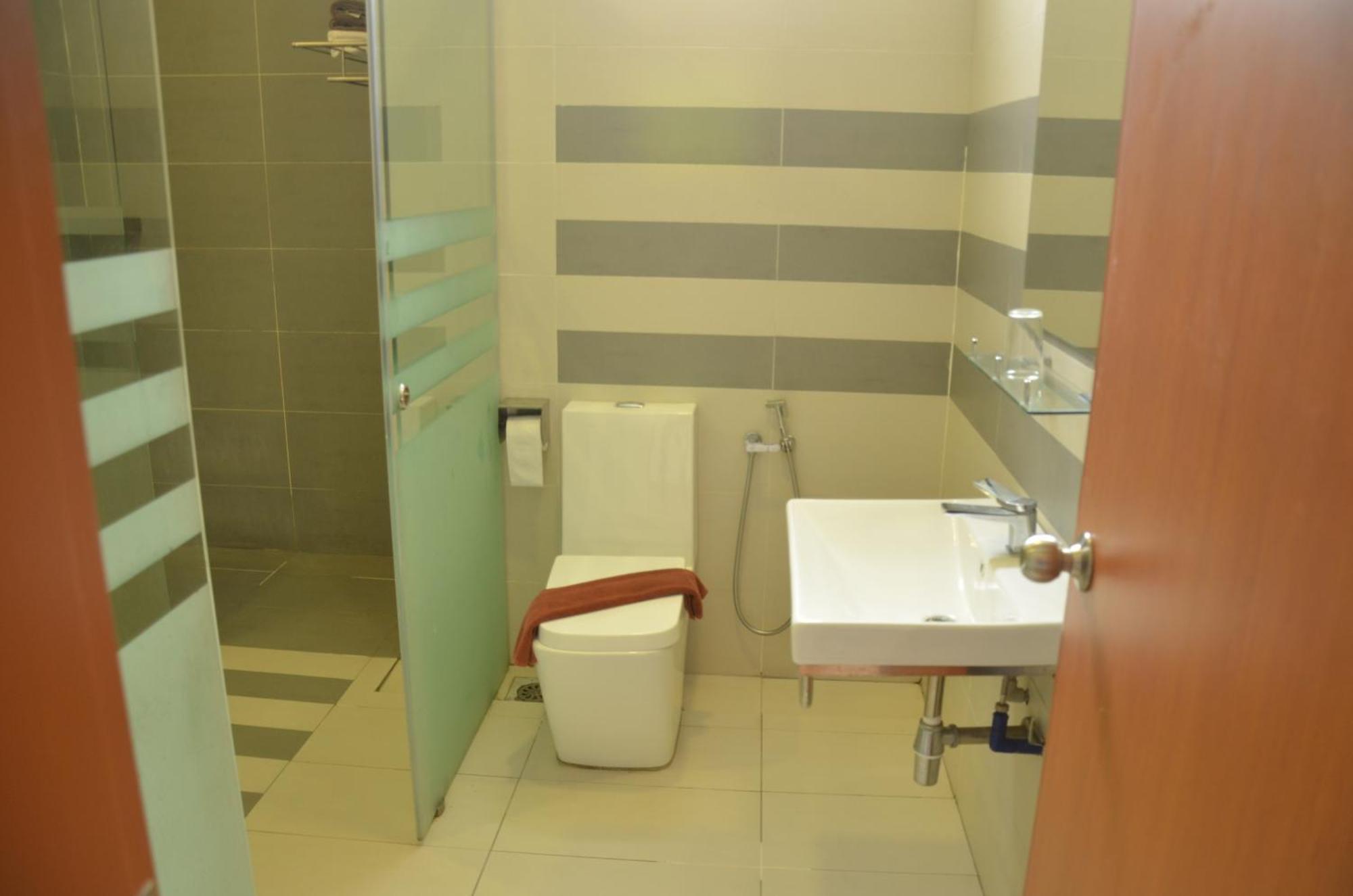 Hills Aranda Nova Hotel Камерън Хайлендс Екстериор снимка